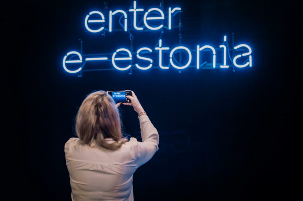 Эстония запускает специальную визу для удаленных сотрудников - Digital Nomad Visa